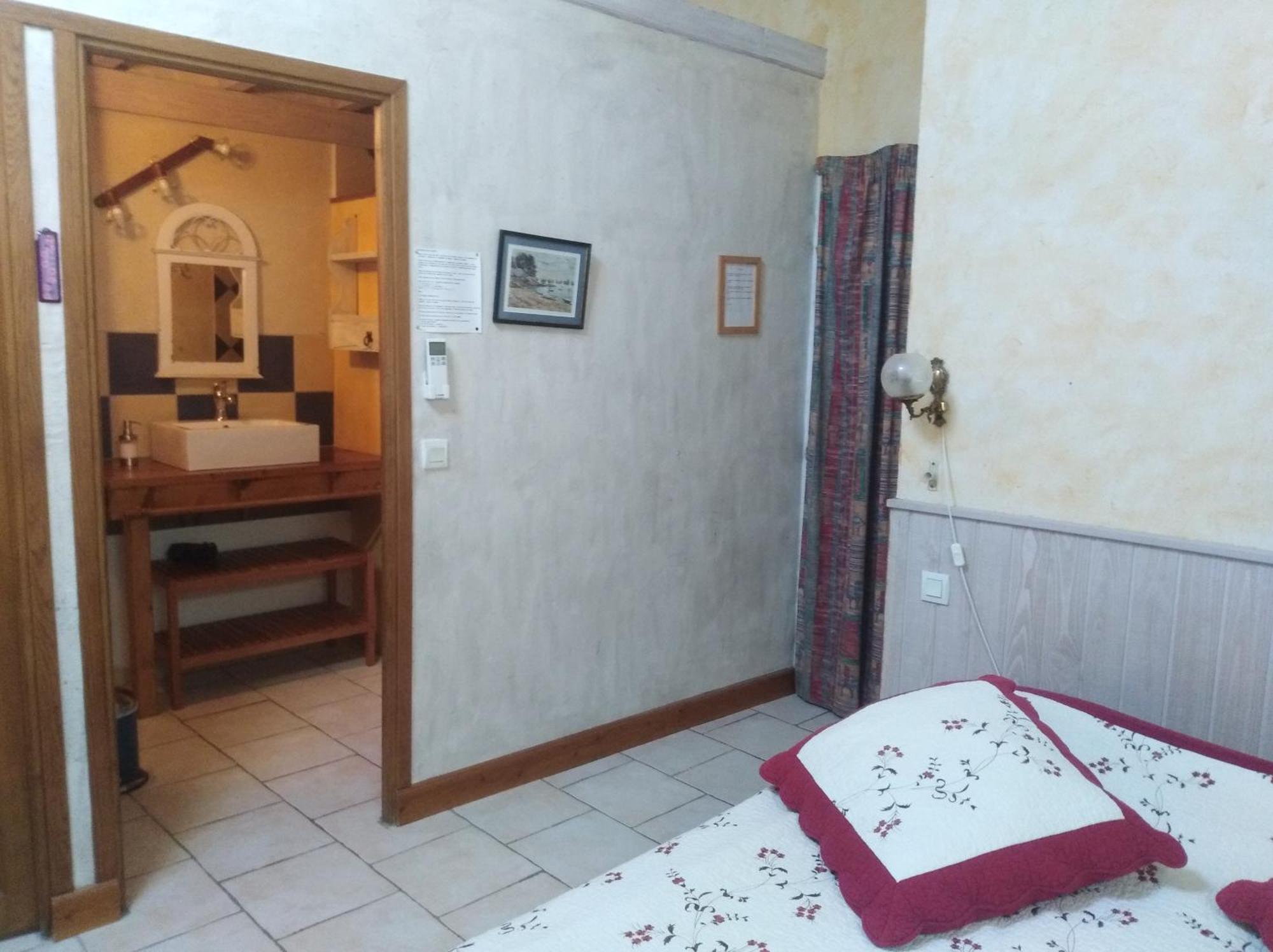 Le Mas De La Musardiere Chambres D Hotes Les Assions Esterno foto