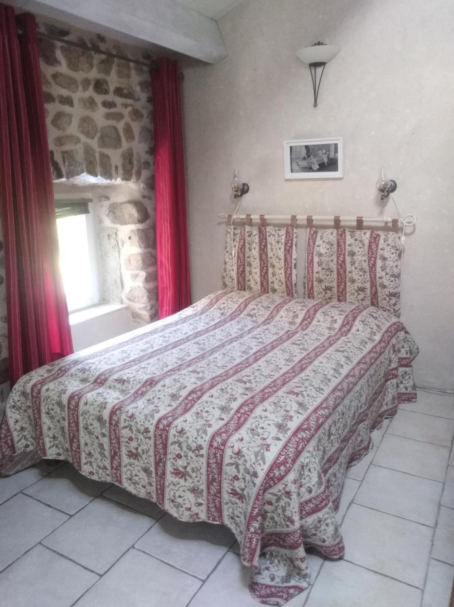 Le Mas De La Musardiere Chambres D Hotes Les Assions Esterno foto