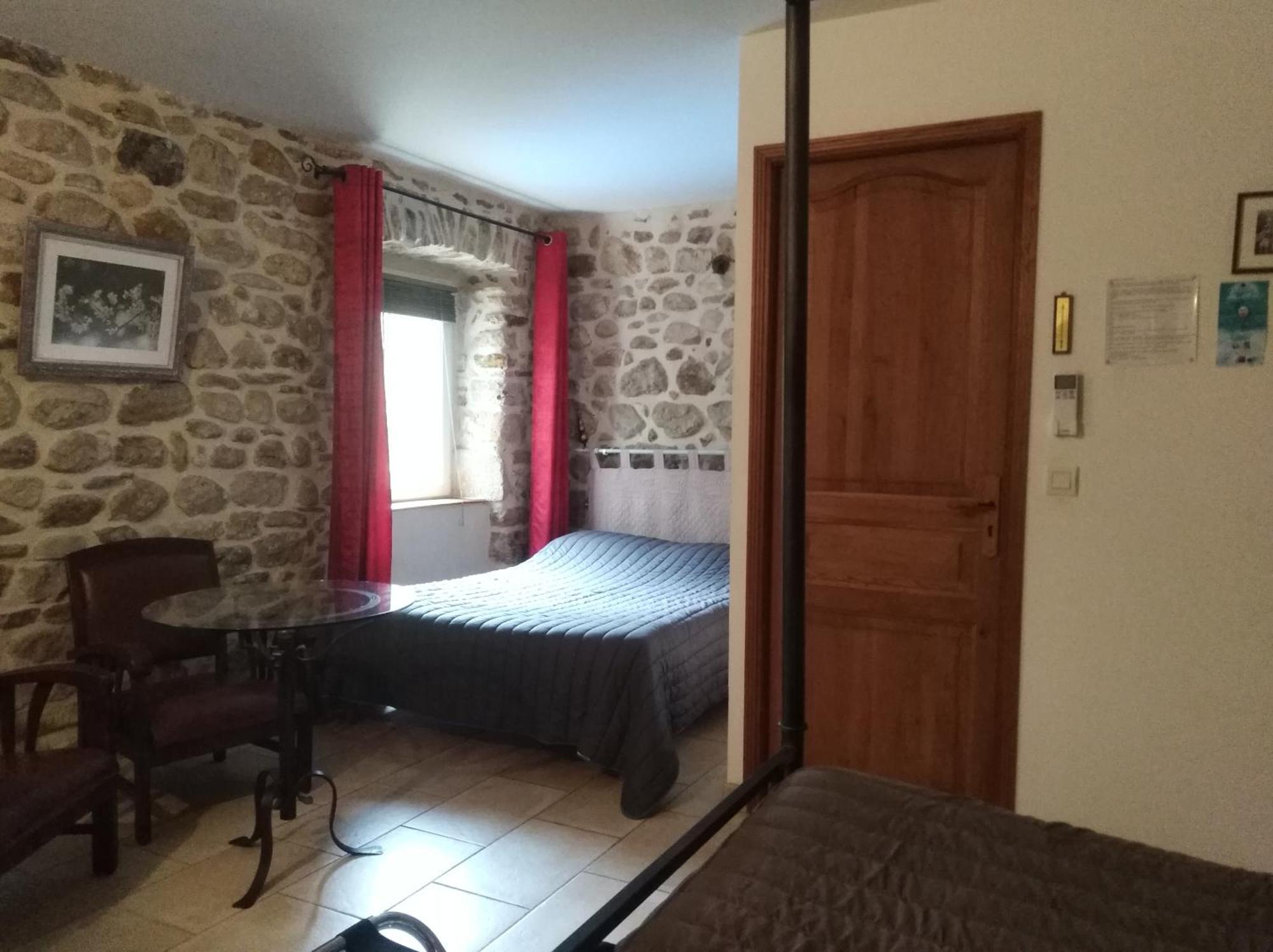 Le Mas De La Musardiere Chambres D Hotes Les Assions Esterno foto