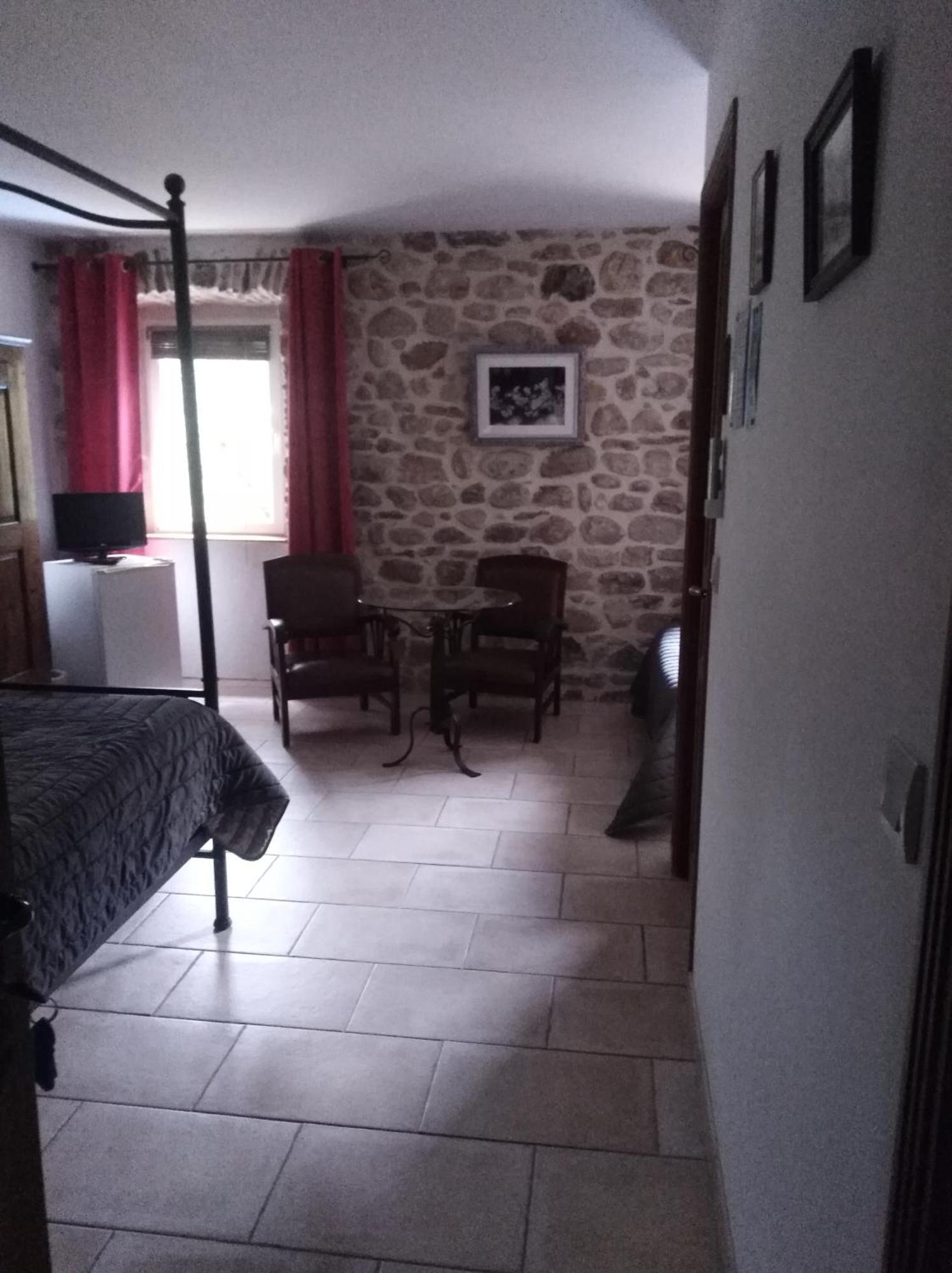 Le Mas De La Musardiere Chambres D Hotes Les Assions Esterno foto