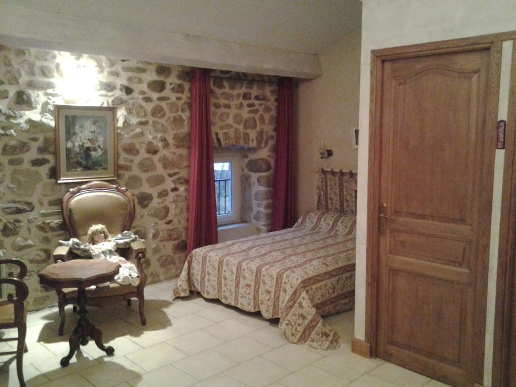 Le Mas De La Musardiere Chambres D Hotes Les Assions Camera foto
